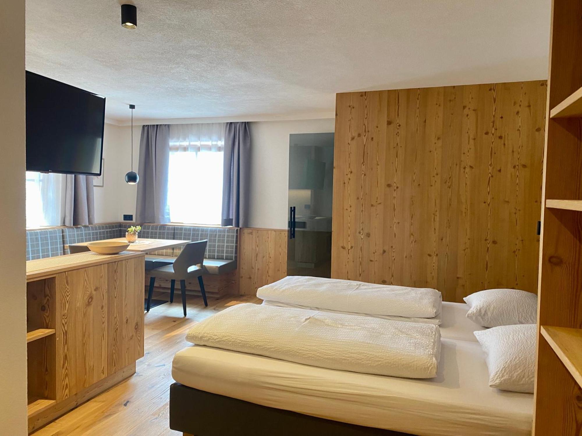Ciasa La Roesa Apartment Badia  Luaran gambar